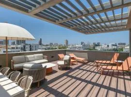 Penthouse 2BR Terrace - TLV View - MAMAD D80