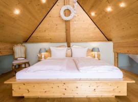 Hotel Zum grünen Kranz、ツェル・アン・デル・モーゼルのホテル