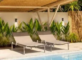 Alma villas pool