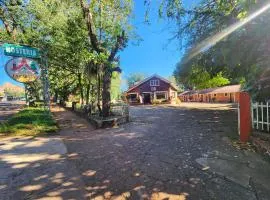 Hosteria La Cabaña