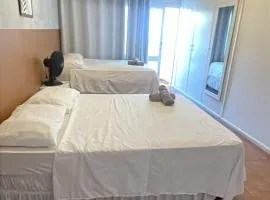 Quarto com varanda privada a 160 metros da Praia do Farol da barra 3