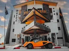 Hotel Paradise KMA