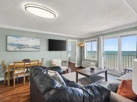 Oceanfront Beach Condo, Pool, Gym, Fishing Surfing