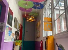La Mancha Art Hostel - Cerro Alegre - Valparaiso