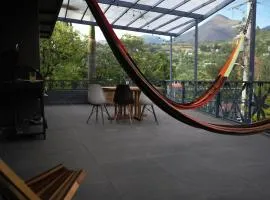 Montain Studio - Dream Workspace