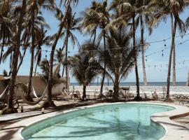 Sunset Surf Villa – hotel w mieście La Libertad