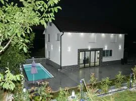 MOUNTAIN Guest House