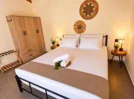 LemonTreesHouses 1 Peaceful Stay Near Athens Airport & Rafina Port
