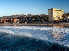 Crowne Plaza Ventura Beach by IHG, hotel in Ventura