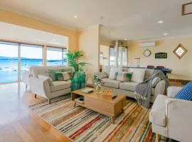 StayAU Riverfront Paradise Pet-friendly Tasmania