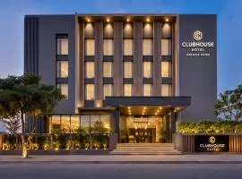 Clubhouse Hotel by CheckIn Greater Noida