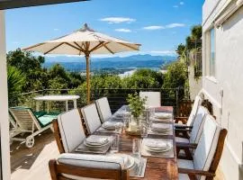 Toplis Sea and Mountain Vista
