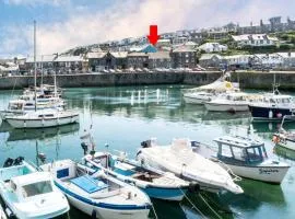 2 Bed in Porthleven oc-shorse
