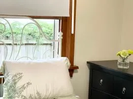 Private Bath Ensuite Room Eastwood MQ UNI PARK