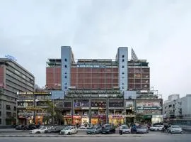 Hotel Royal Wing
