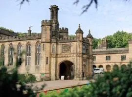 YHA Ilam Hall