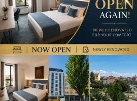 Central Plaza Hotel
