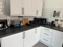 Oakdene garden house