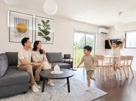 Modern Ozu Home 10 Min to Airport by Restavio