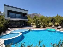 Canyon Villa Göynük Kemer Antalya with Pool