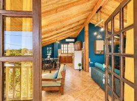Evoikos Blue Villa-Sea View & Garden for 5 by ΜΡS