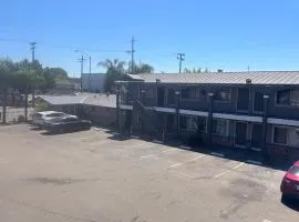 Executive Lodge Inn Stockton CA