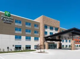 Holiday Inn Express & Suites Stevensville - Benton Harbor by IHG