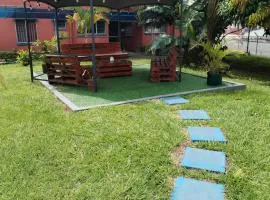 APARTAMENTO COMPLETO en CONDOMINIO en CURRIDABAT