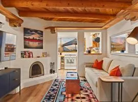 Restored Casita Big Views Walk to Plaza