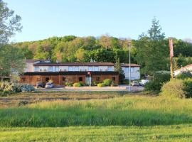 ibis Aurillac, hôtel à Aurillac