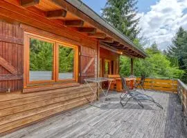 Awesome Home In Merzalben With Wifi