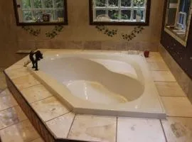 Bedrooms in Sooke Wonderland - Hot Tub - Pool - Koi Pond