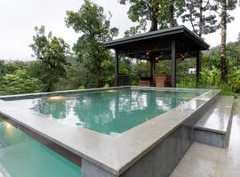 Somvārpet में, होटल Ayatana Coorg