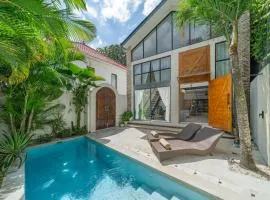 Villa Upeksha - Contemporary 1BR Villa with pool in Pererenan