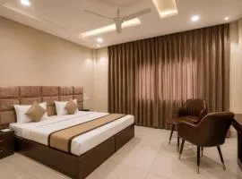 Hotel Elite La Prizm Near Zirakpur Bus Stand