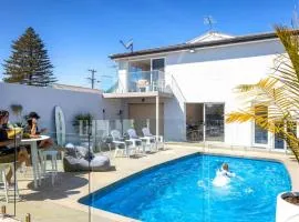 Harrington Escape, 63 Beach street