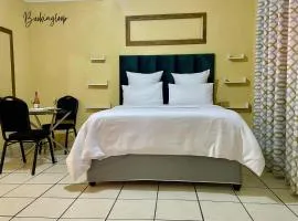 Budget Stays at Olivia Pines Guesthouse