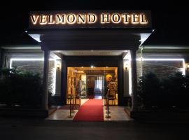 VELLMOND Hotel, хотел в Toshkent-Passajir Bekati