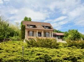 Hidden Hills Villa