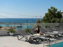 EmJo Villa, Heated Pool & Steps to the Beach, By ThinkVilla