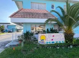 Sand Castle Motel