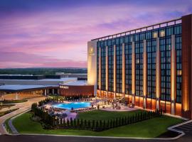 Caesars Virginia Hotel & Casino - A Caesars Rewards Destination, hotel in Danville
