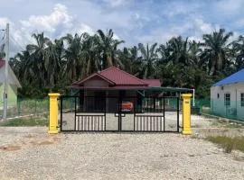 D'Kuning Homestay