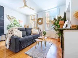 Le Petit Balcon de Verdun - charme français, central, balcon, tout équipé