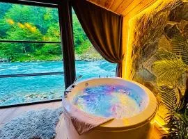 AYDER Diamond River - Luxury Bungalows & Chalets