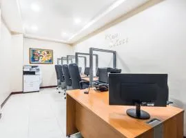 Holiday Inn Convention Center by IHG