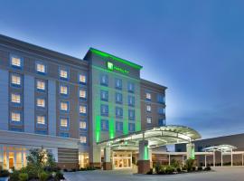 Viesnīca Holiday Inn Kansas City Airport by IHG Kanzassitijā