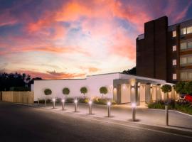 Holiday Inn London - Gatwick Airport by IHG, hotel v destinaci Horley