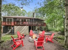 Contemporary Home in Pocono Farms Country Club