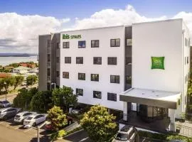 Ibis Styles The Entrance